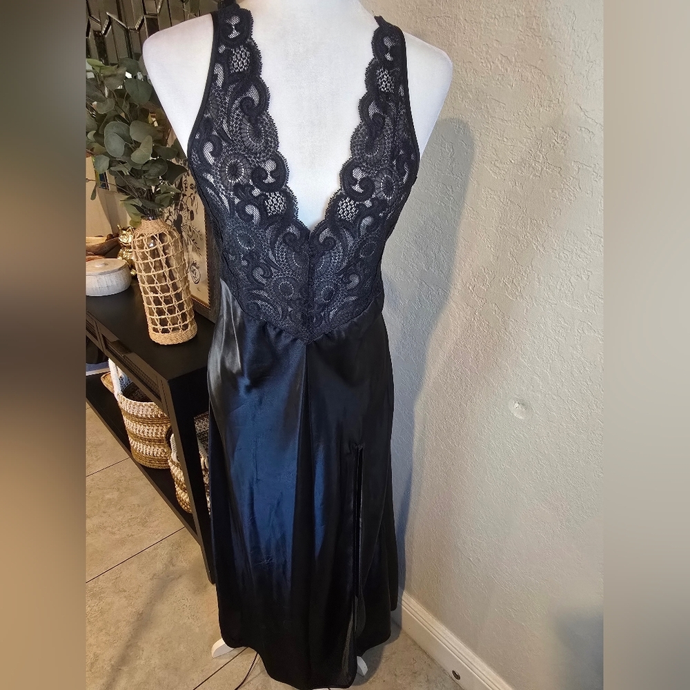 Victoria's Secret Very Sexy Vintage Black Satin Lace Long Slip Nightgown L